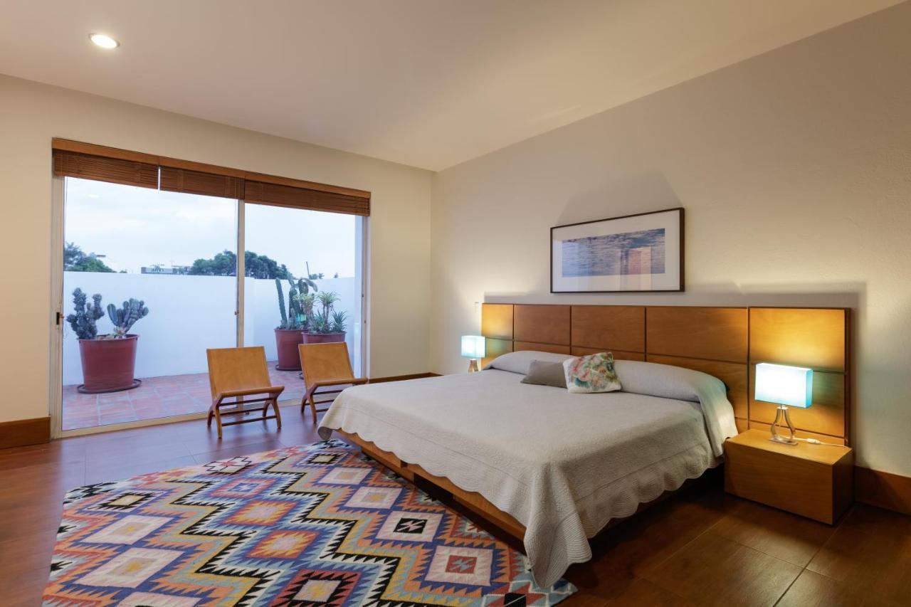 Apartahotel West End