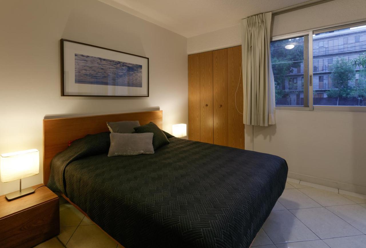 West End Apartahotel